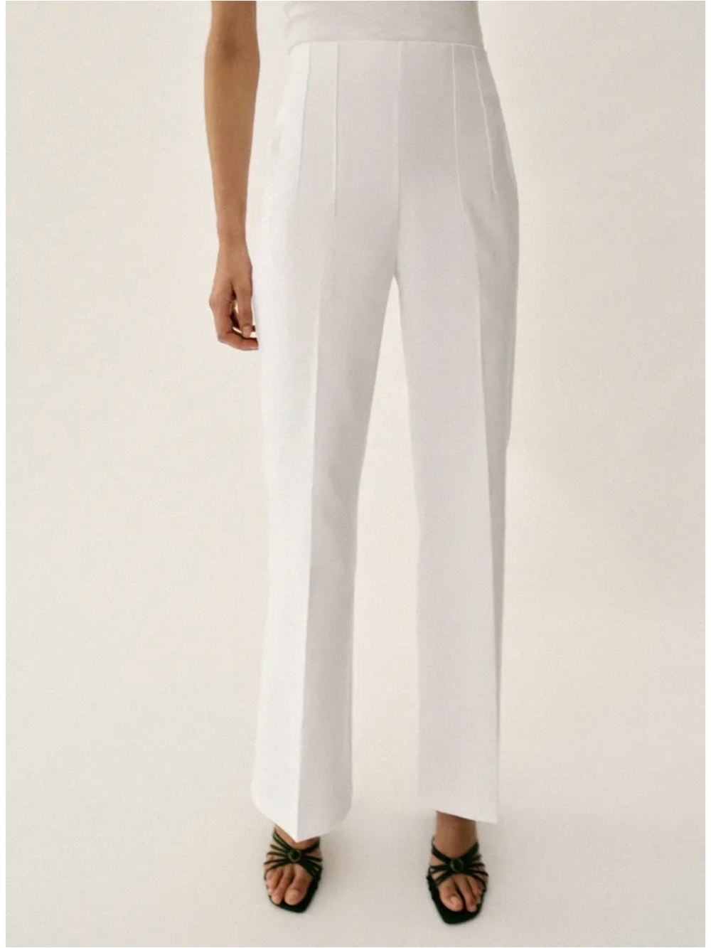 Zara Off-White Cropped Pants